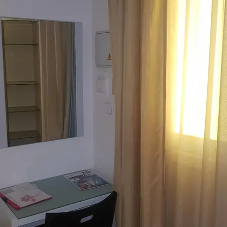 Hotel Y Doña Lola