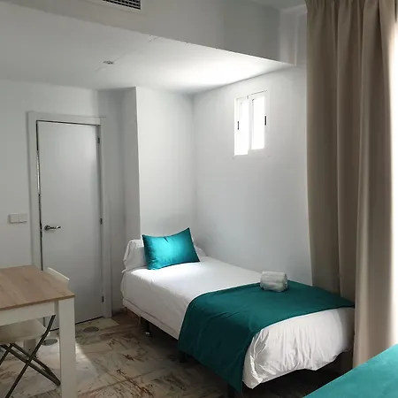 Y Doña Lola Hotel