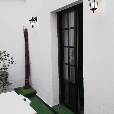 Otel Y Dona Lola Sevilla