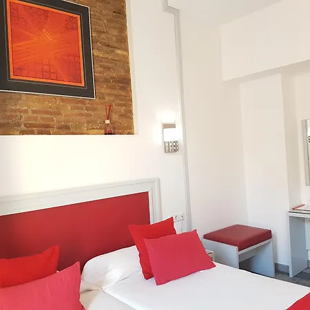 Otel Y Dona Lola Sevilla