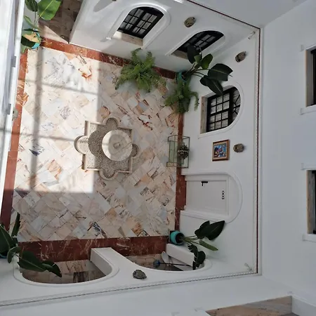 Y Dona Lola Otel Sevilla