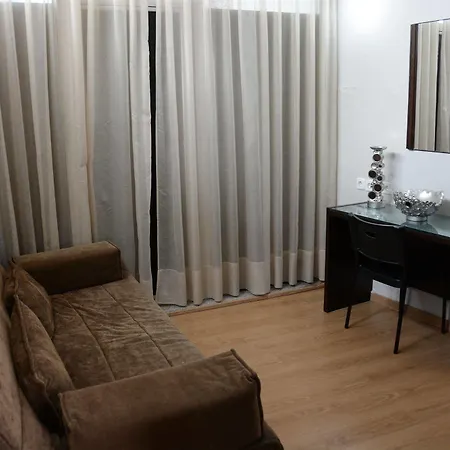 Otel Y Dona Lola 2*